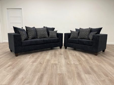 110 Hollywood Black Sofa & Loveseat Fashion