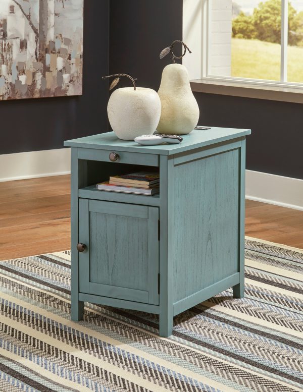 Treytown Chair Side End Table For Sale